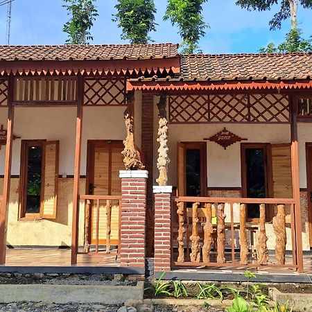 Berliant Homestay Jambu エクステリア 写真